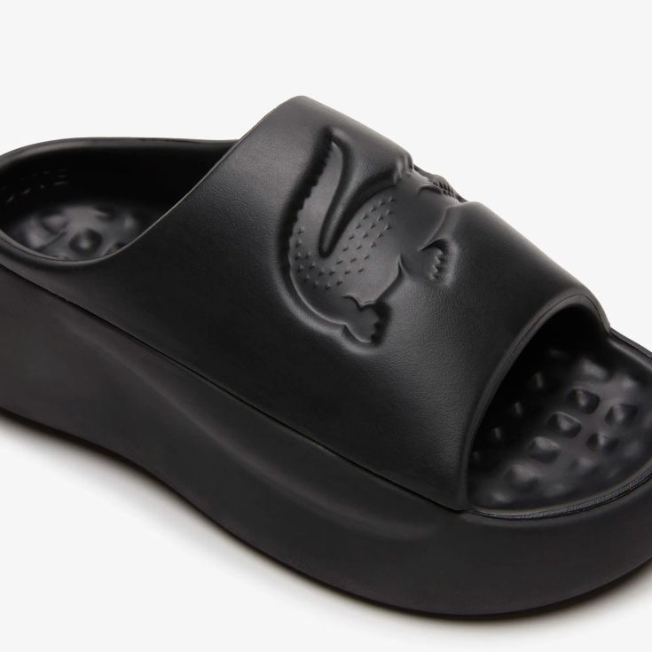 Женские кроссовки Lacoste