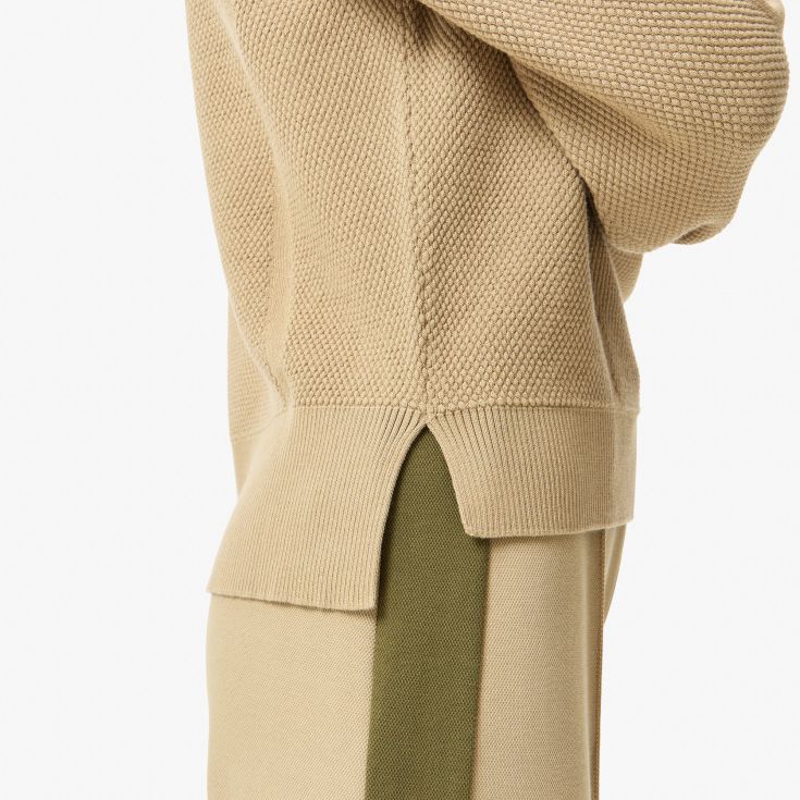 Женский свитер Lacoste