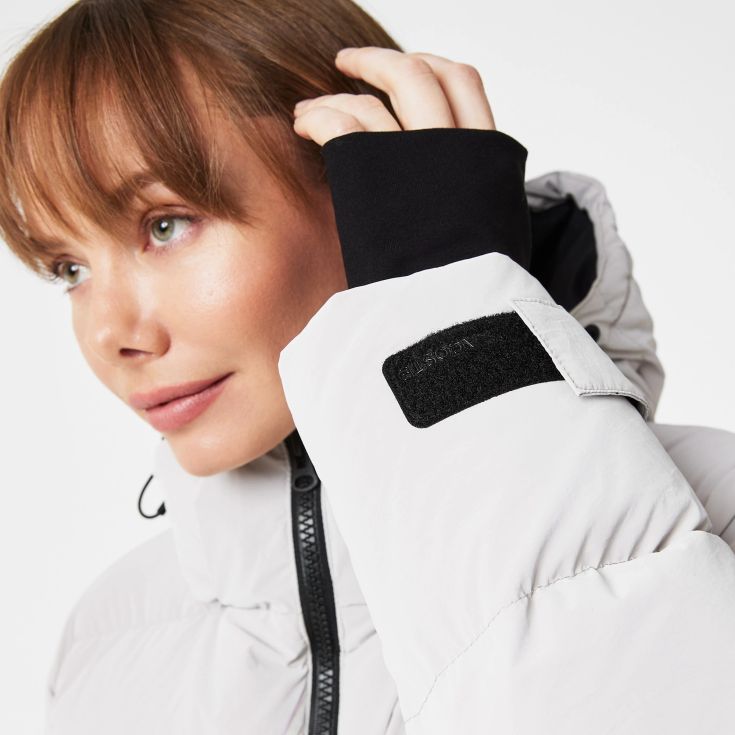 Женская куртка Lacoste