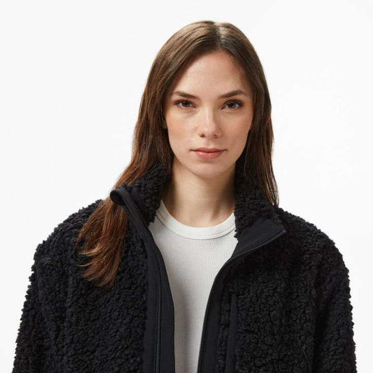 Женская куртка Lacoste