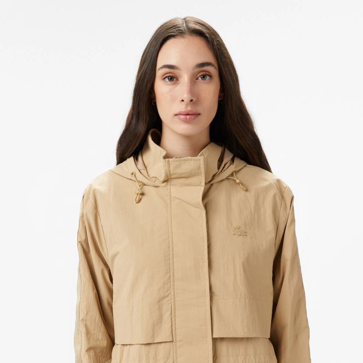 Женская куртка Lacoste