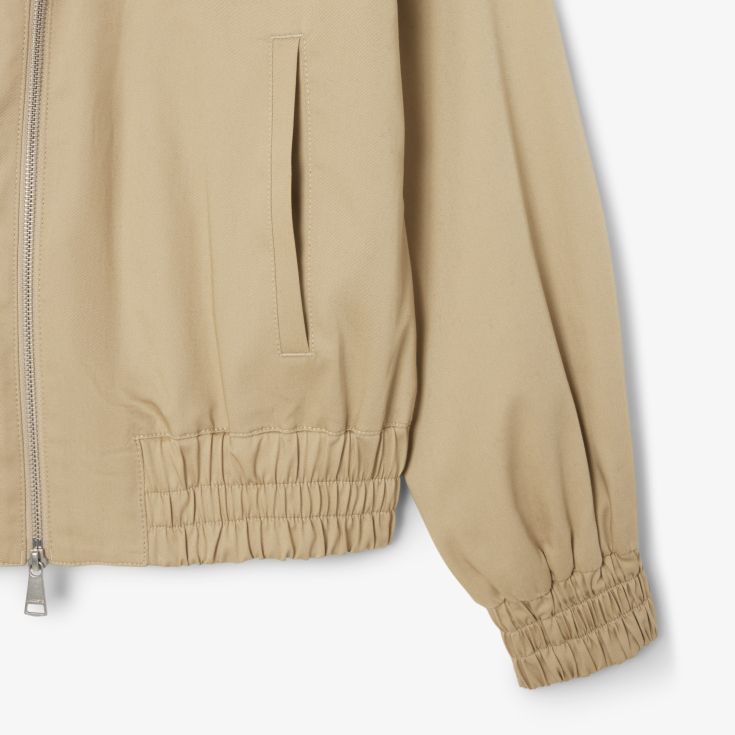 Женская куртка Lacoste