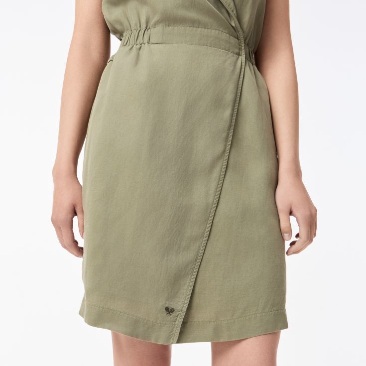 Женское платье Lacoste