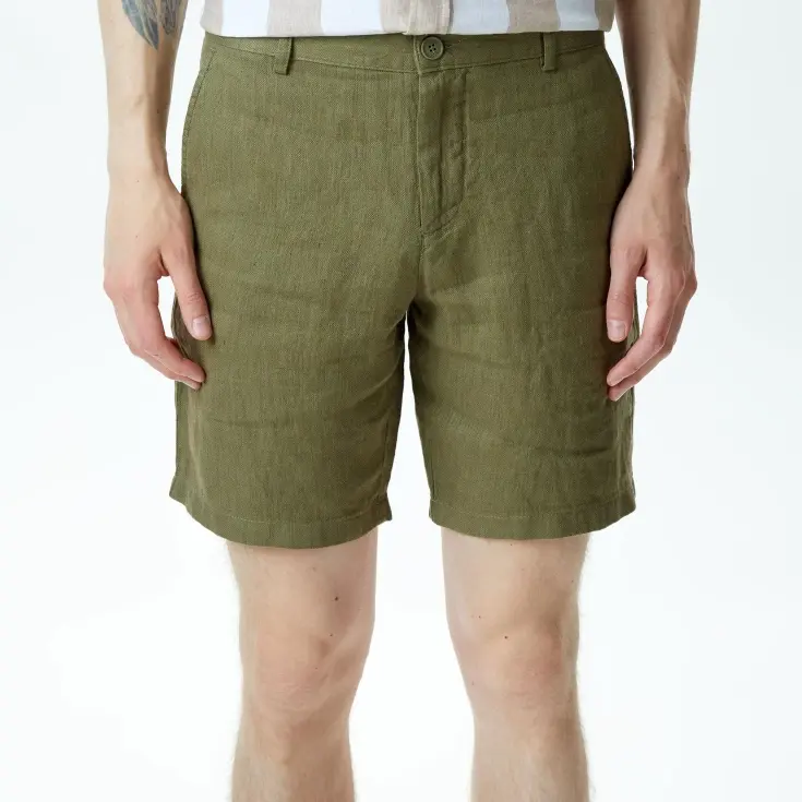Мужские бермуды Lacoste