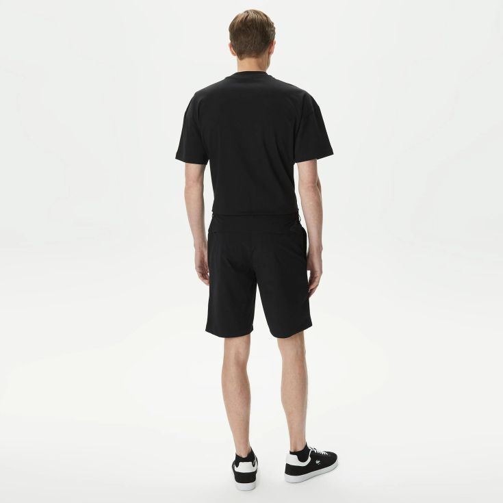 Мужские бермуды Lacoste