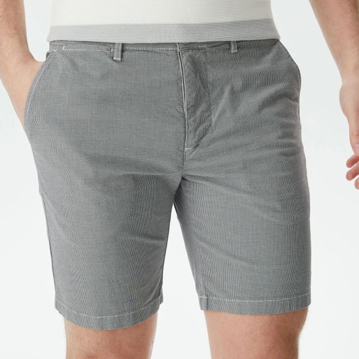 Мужские бермуды Lacoste