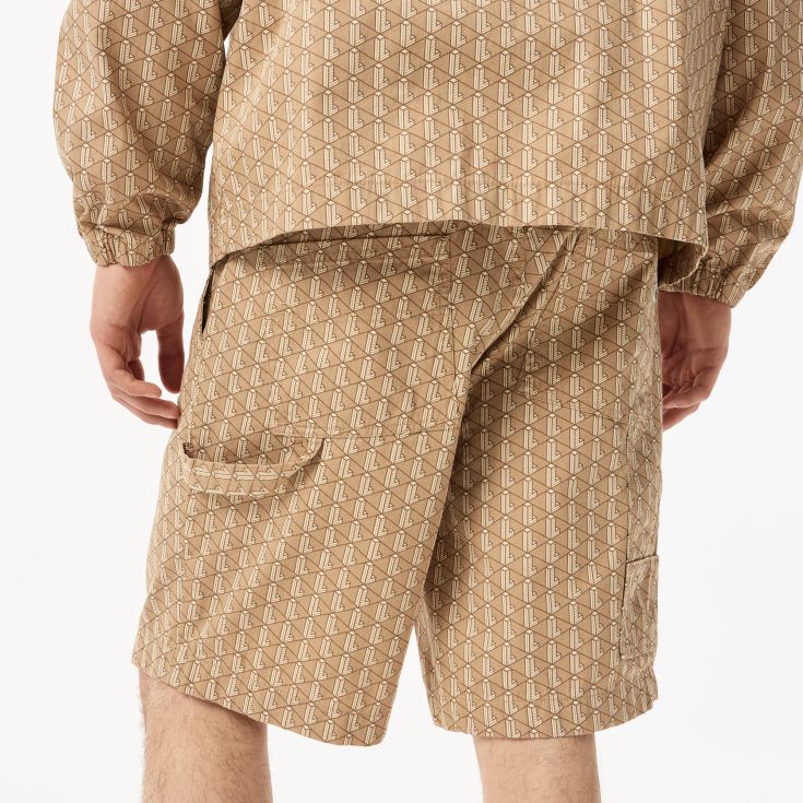 Мужские шорты Lacoste