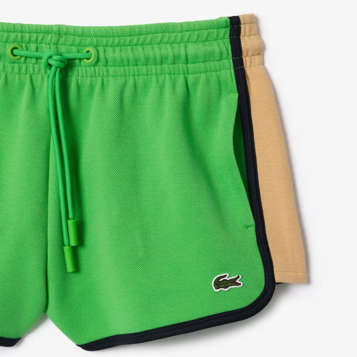 Женские шорты Lacoste