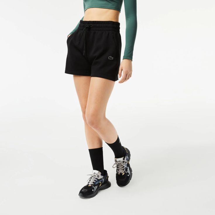Женские шорты Lacoste