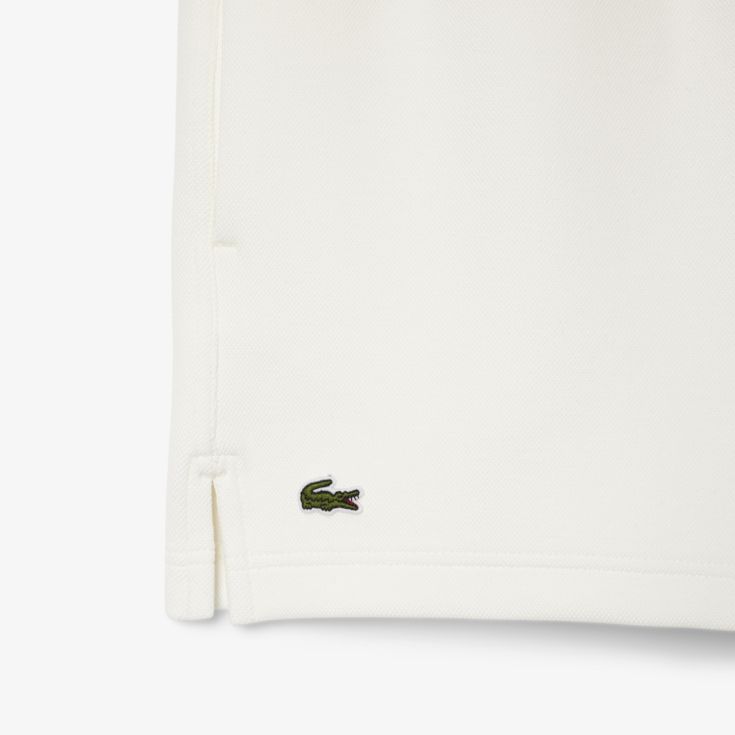 Женские шорты Lacoste