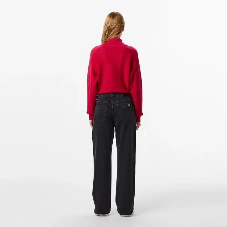 Женские джинсы Lacoste