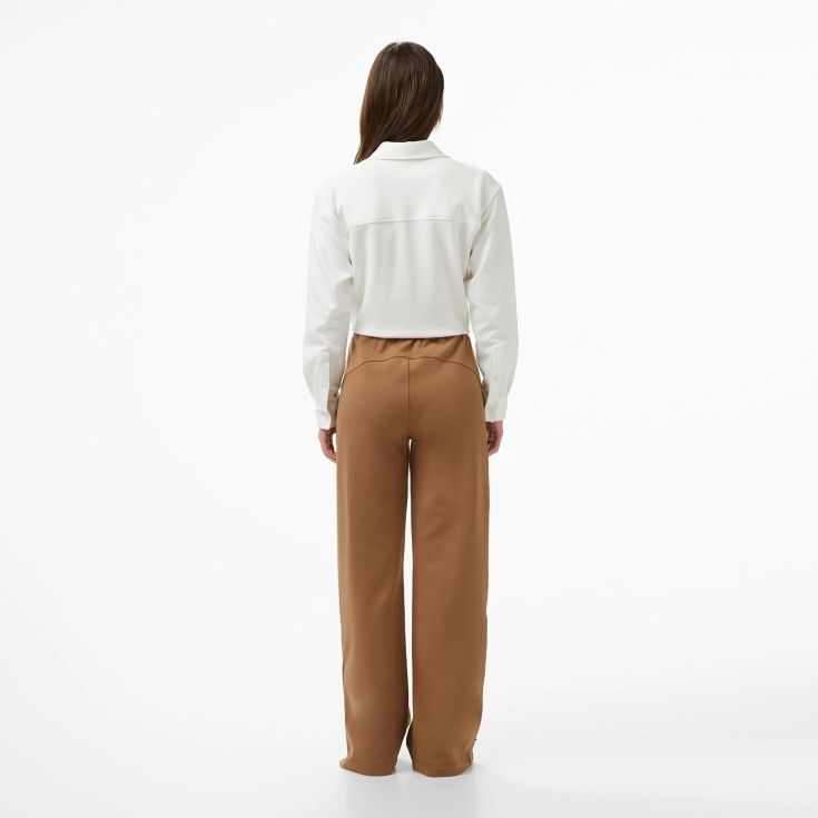 Женские спортивные штаны Lacoste